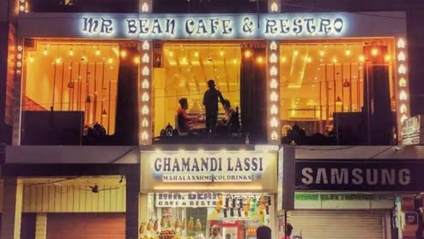 Mr. Bean Cafe and Restro Narmadapuram Restaurants in Satrasta Road